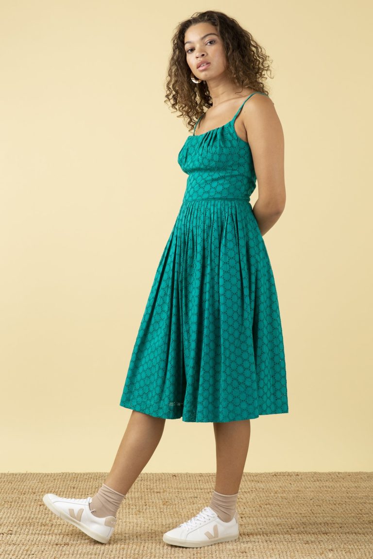 Emily and Fin Kleid Enid Jade